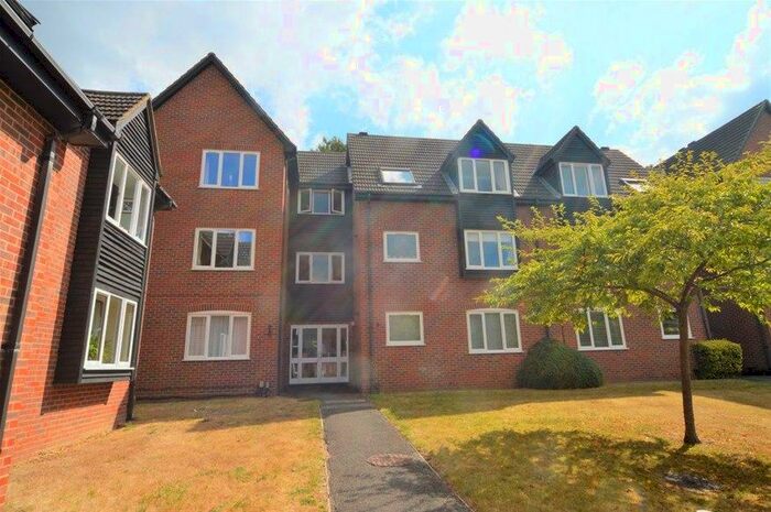 2 Bedroom Flat To Rent In Worley Road, St Albans, AL3