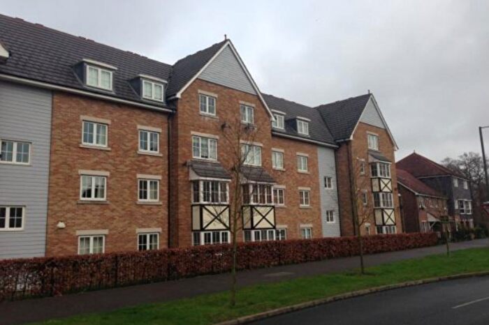 2 Bedroom Flat For Sale In Richards Field, Chineham, RG24