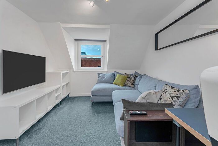 1 Bedroom Flat To Rent In North Leith Mill, Leith, Edinburgh, EH6