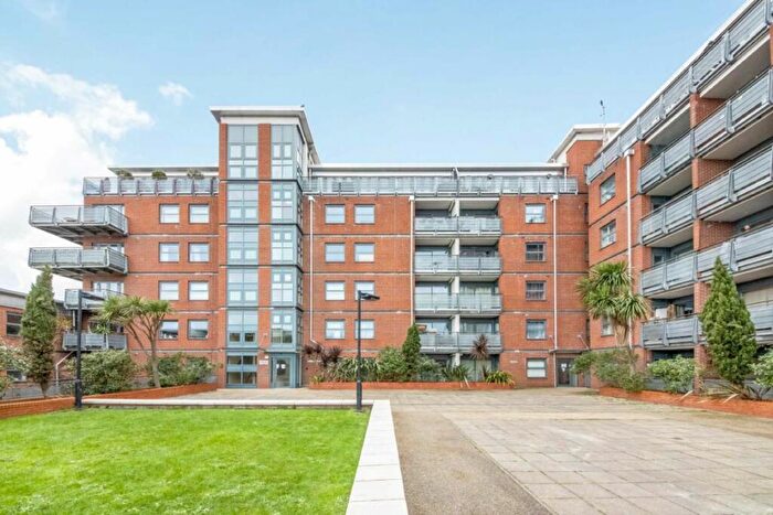 2 Bedroom Flat To Rent In Berber Parade, Shooters Hill, SE18