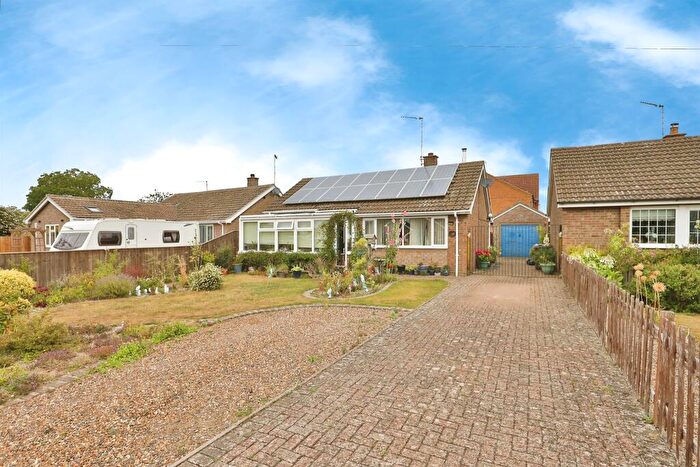 2 Bedroom Detached Bungalow For Sale In Westfields, Narborough, PE32