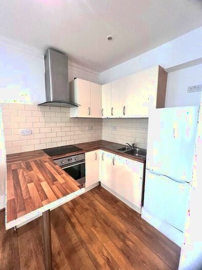 Studio To Rent In Summers Lane, Friern Barnet, London, N12