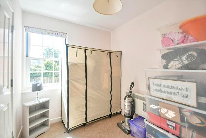 2 Bedroom Apartment To Rent In Flowers Yard, Chippenham, SN15