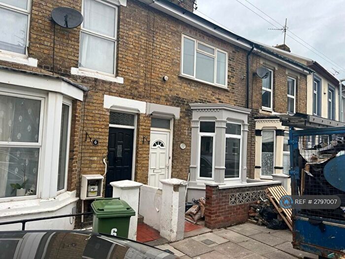 3 Bedroom Terraced House To Rent In Strode Crescent, Sheerness, ME12