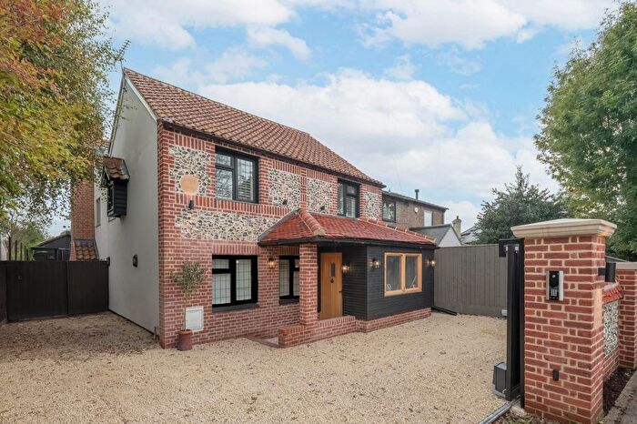 5 Bedroom Detached House For Sale In High Street, Harston, CB22