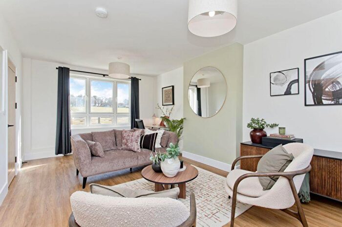 4 Bedroom Detached Villa For Sale In Riverside Road, The Hazel, Craigiehall Meadows, Craigiehall, Edinburgh, EH30