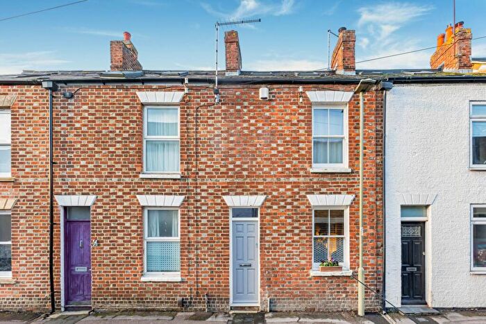 3 Bedroom Terraced House For Sale In Vicarage Road, New Hinksey, OX1