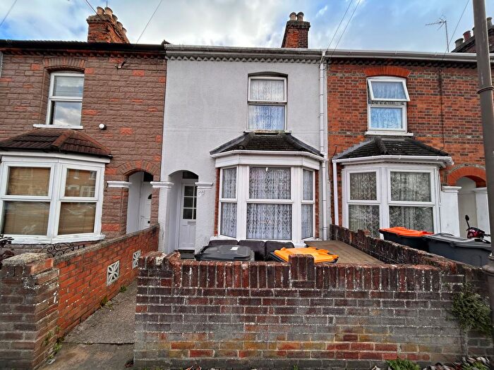 3 Bedroom Property To Rent In Howard Avenue, Bedford, MK40