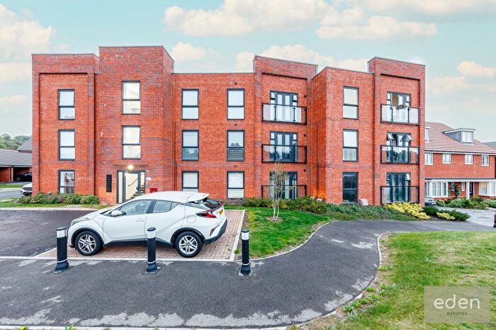 2 Bedroom Apartment To Rent In Birkdale Close, Chatham, ME5