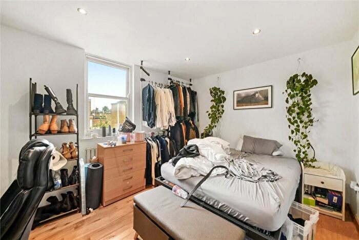 4 Bedroom Terraced House To Rent In Tavistock Mews, Holloway, N19