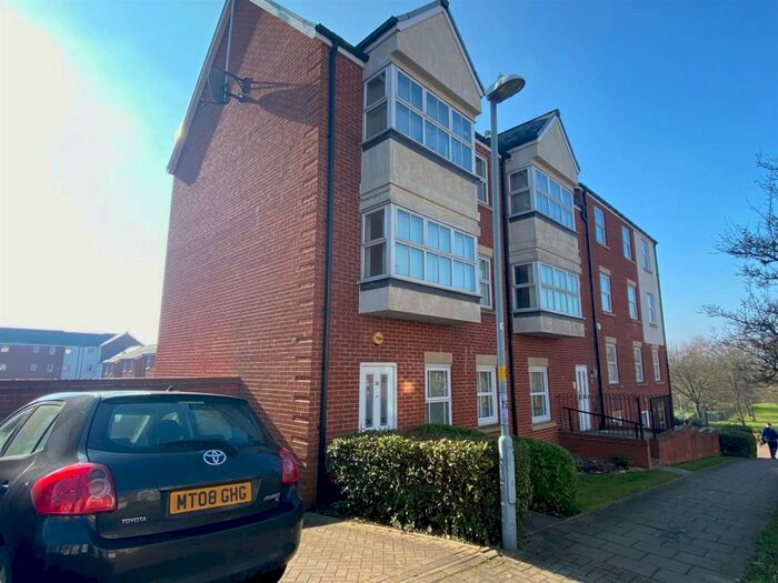 2 Bedroom Apartment To Rent In Northcroft Way, Birmingham, West Midlands, B23
