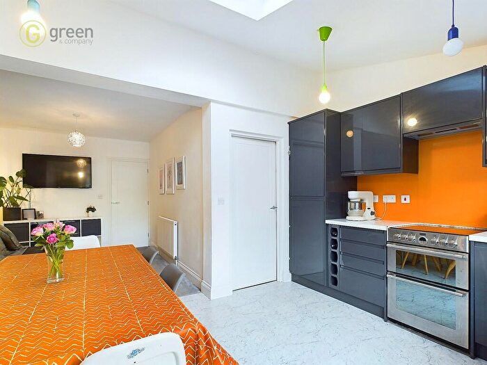 3 Bedroom End Of Terrace House For Sale In Clarendon Road, Four Oaks, B75
