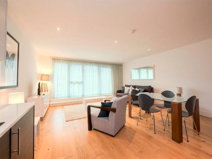 2 Bedroom Flat To Rent In Brandfield Street, Springside, Edinburgh, EH3