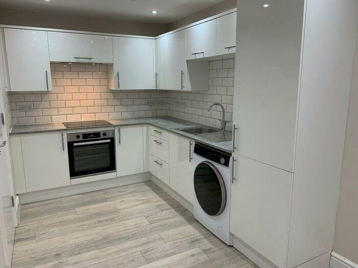 2 Bedroom Flat To Rent In Albert Drive, Bootle, Merseyside, L9