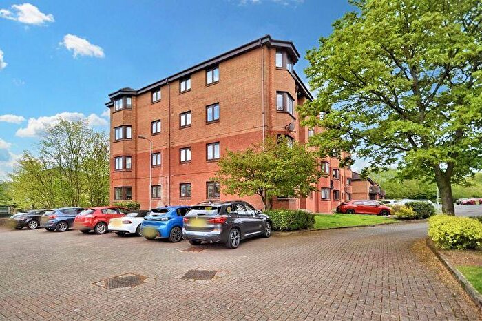 1 Bedroom Flat To Rent In Lion Bank, Kirkintilloch, G66