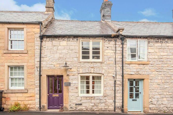 2 Bedroom Terraced House For Sale In Fennel Street, Ashford-In-The-Water, Bakewell DE45