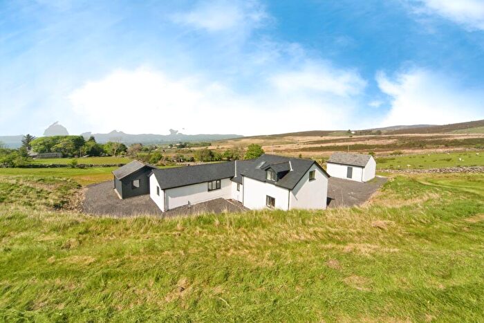 5 Bedroom Detached House For Sale In Rhosgadfan, Caernarfon, Gwynedd, LL54