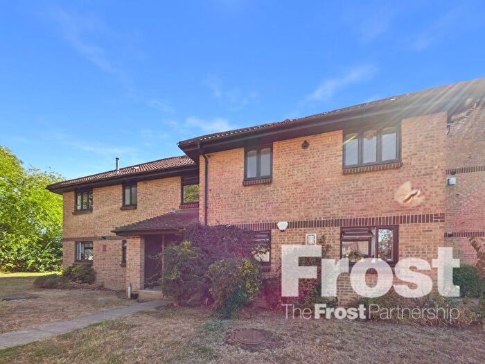 1 Bedroom Flat To Rent In Vicarage Way, Colnbrook, Berkshire, SL3