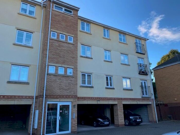 2 Bedroom Property To Rent In Pipkin Close, Pontprennau, Cardiff, CF23