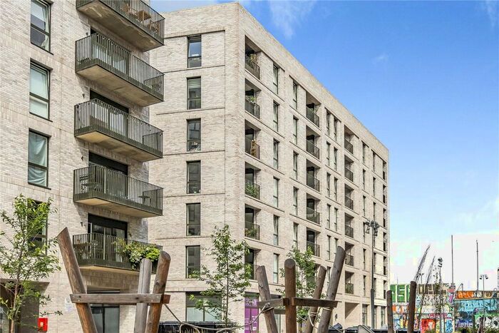 1 Bedroom Flat To Rent In Rookwood Way, London, E3