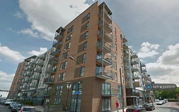 2 Bedroom Flat To Rent In Mercury House, London, E16
