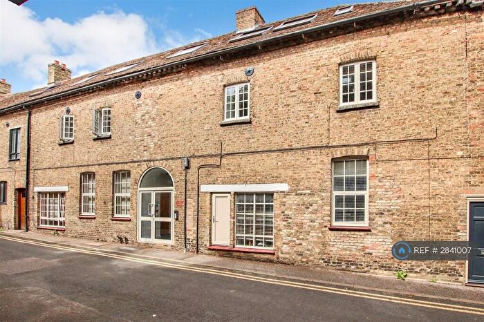 1 Bedroom Flat To Rent In Orchard House, Huntingdon, PE29