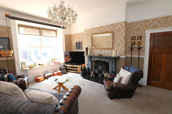 4 Bedroom Semi-Detached House For Sale In Hudcar Lane, Bury, BL9
