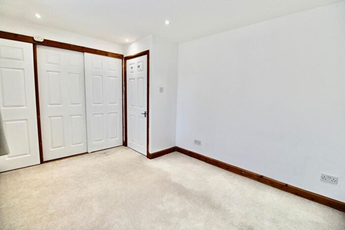 3 Bedroom Terraced House For Sale In High Street, Eye, Peterborough, PE6