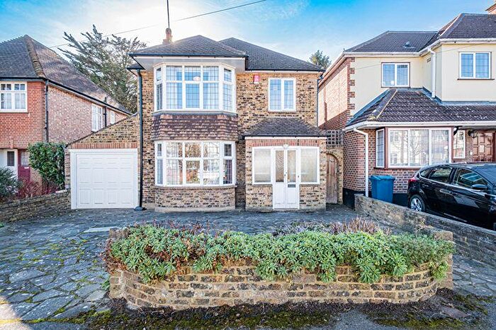 3 Bedroom Detached House To Rent In Manor Way, HA2
