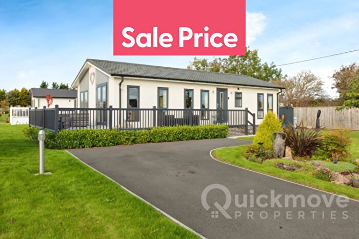 2 Bedroom Park Home For Sale In Darlington, County Durham, DL2