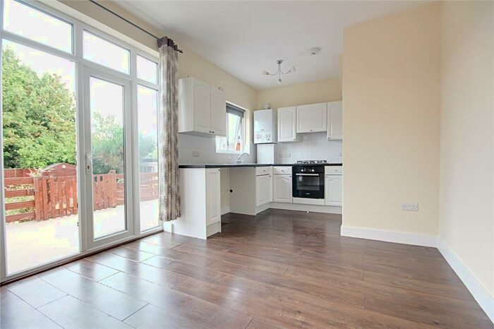 3 Bedroom End Of Terrace House To Rent In Leda Avenue, Enfield, EN3