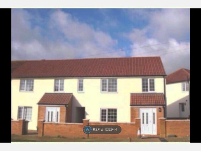 3 Bedroom End Of Terrace House To Rent In Kingsthorpe Avenue, Corby, NN17