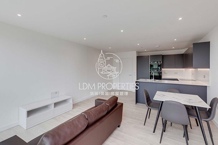 2 Bedroom Flat To Rent In Coster Avenue, London, N4