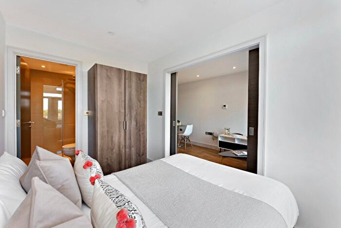 1 Bedroom Flat To Rent In Ewell Road, Surbiton, Surrey, KT6