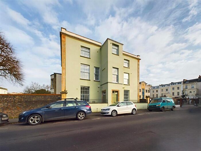 1 Bedroom Flat To Rent In Gordon Road, Clifton, Bristol, BS8
