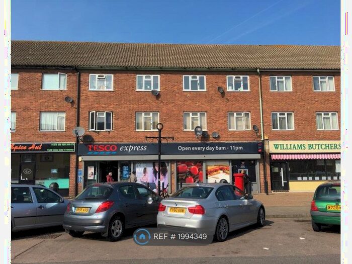 Studio To Rent In Stifford Clays, Grays, RM16