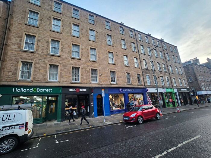 2 Bedroom Flat For Sale In Nicolson Street, Edinburgh, EH8