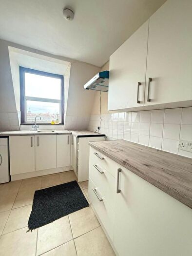 1 Bedroom Flat To Rent In Norwood Road, Southall, UB2