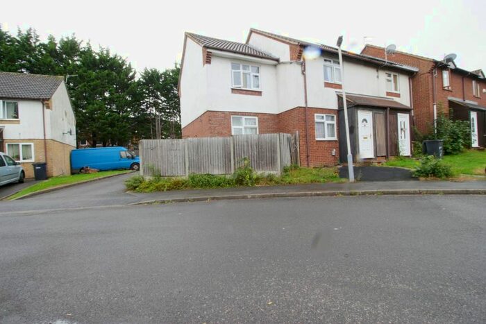 3 Bedroom Property For Sale In The Ridings, Luton, LU3