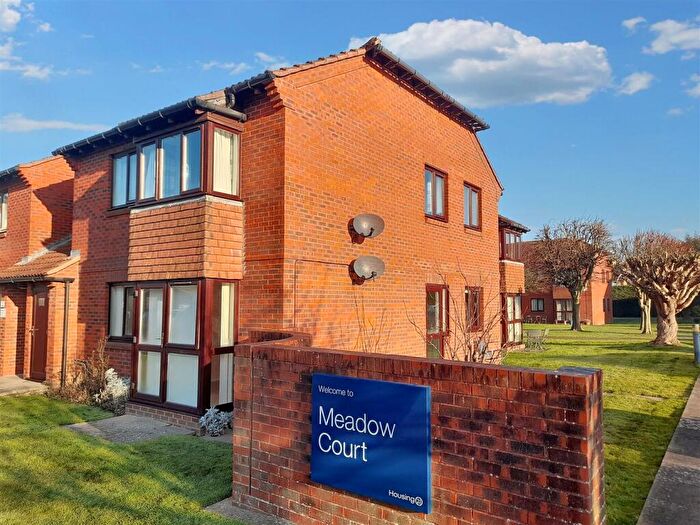 1 Bedroom Retirement Property For Sale In Priestley Way, Bognor Regis, PO22