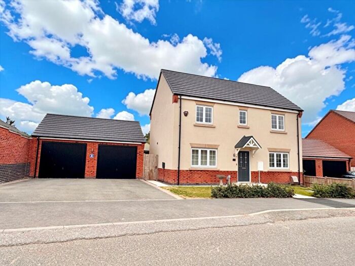 4 Bedroom Detached House For Sale In Chapman Drive, Melton Mowbray, LE13