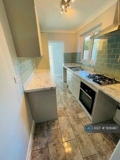 3 Bedroom Terraced House To Rent In May Street, Kent, ME6