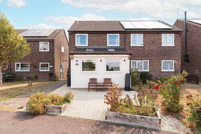 3 Bedroom Semi Detached House For Sale In Clarendon Drive, Martham, NR29