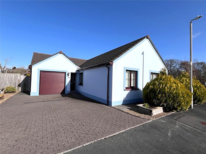 3 Bedroom Bungalow For Sale In Grove Gardens, Pembroke, Pembrokeshire, SA71