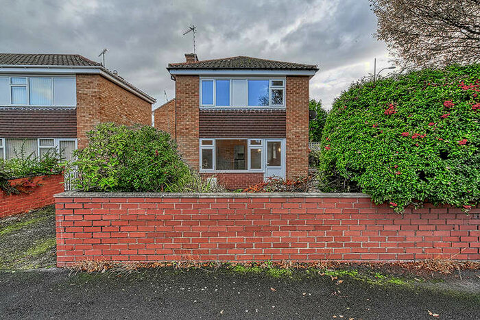 3 Bedroom Semi-Detached House To Rent In Dolphin Court, Curzon Park, CH4