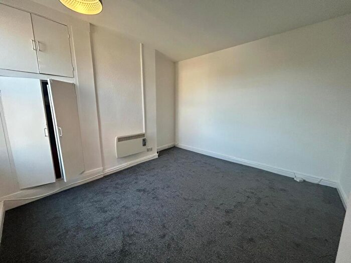 1 Bedroom Flat To Rent In Carlton Hill, Nottingham, NG4