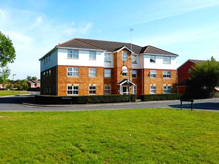 2 Bedroom Flat For Sale In Vickers Road, Ash Vale, Surrey, GU12