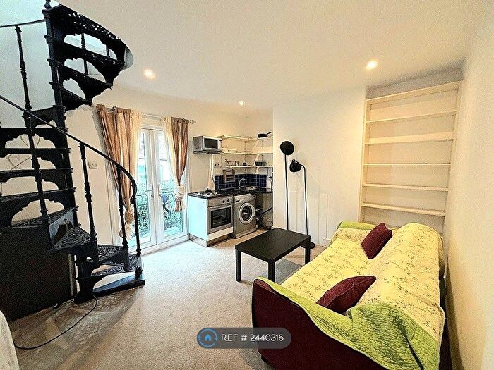 1 Bedroom Flat To Rent In Dancer Road, London, SW6