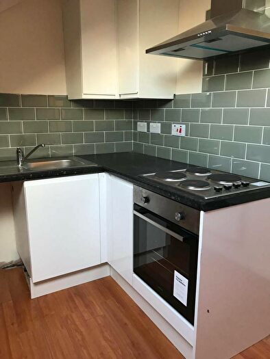 1 Bedroom Flat To Rent In Cross Green Crescent, East End Park, Leeds, West Yorkshire, LS9