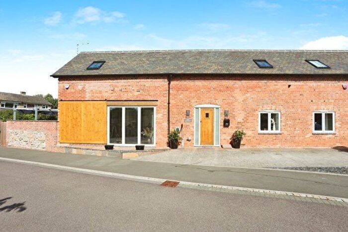 2 Bedroom Barn Conversion To Rent In Lady Gate, Derby, DE74